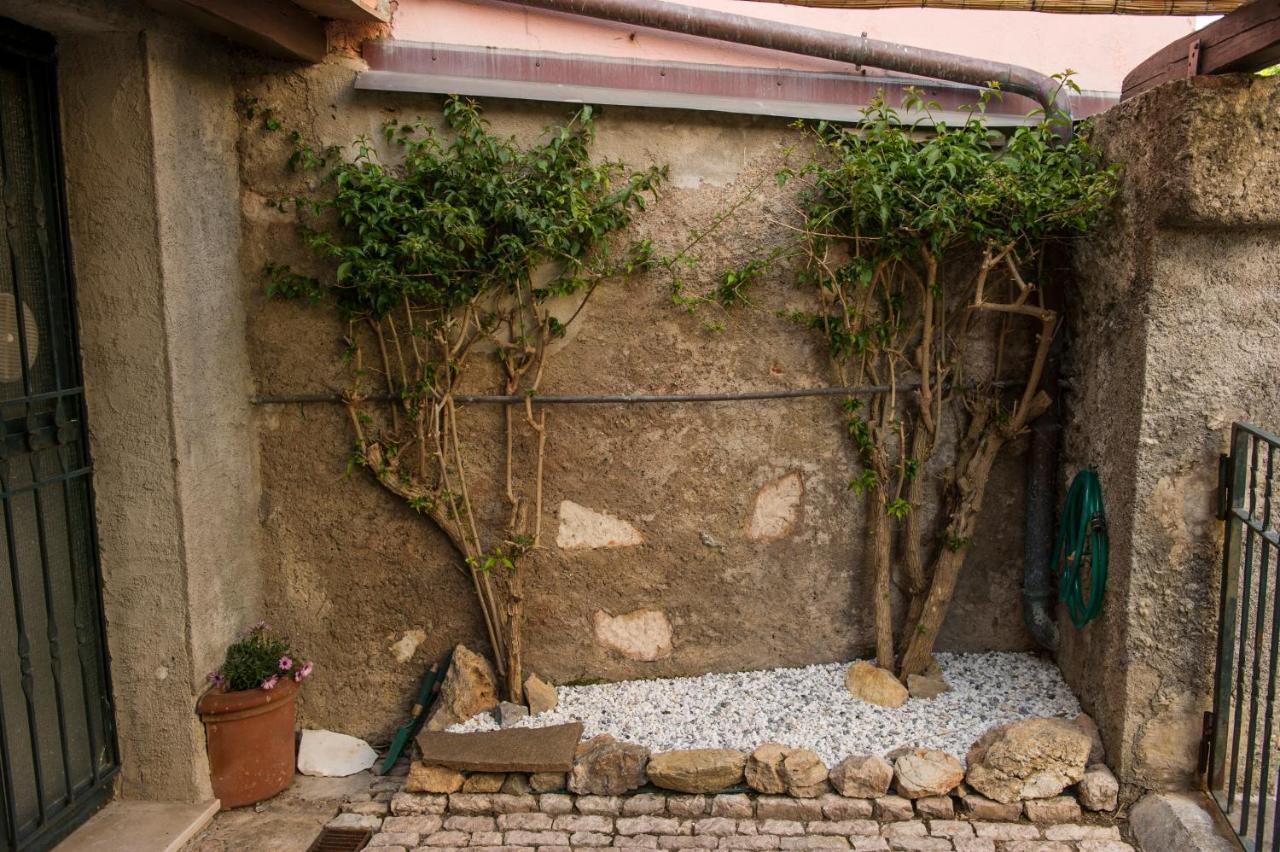 Borgo Antico - Casa Delle Onde Villa Теларо Екстериор снимка